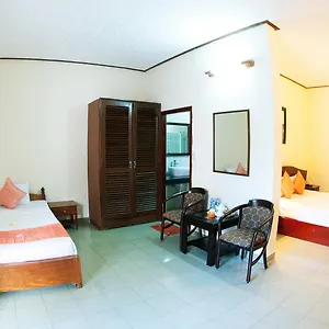 Palmira & 3*, Mui Ne Vietnam