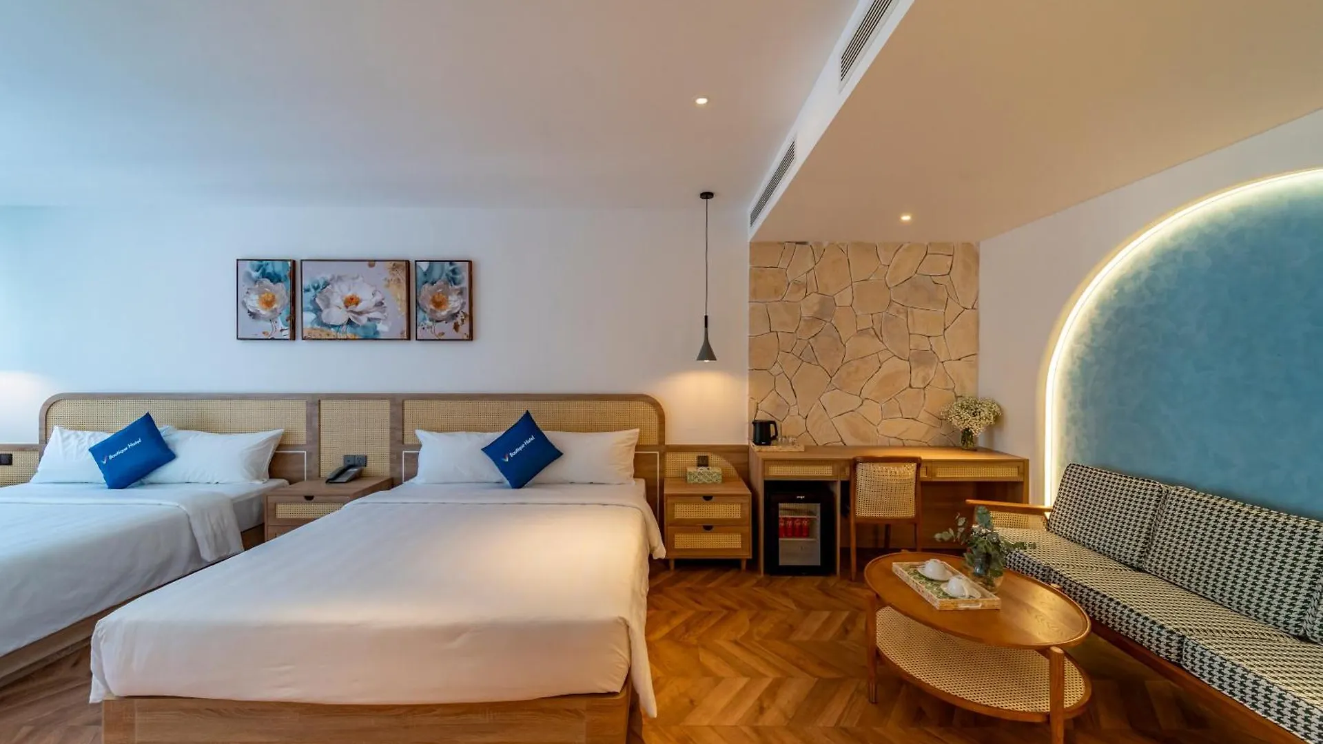 V Boutique Hotel - Complimentary Refreshments Vung Tau 4*,