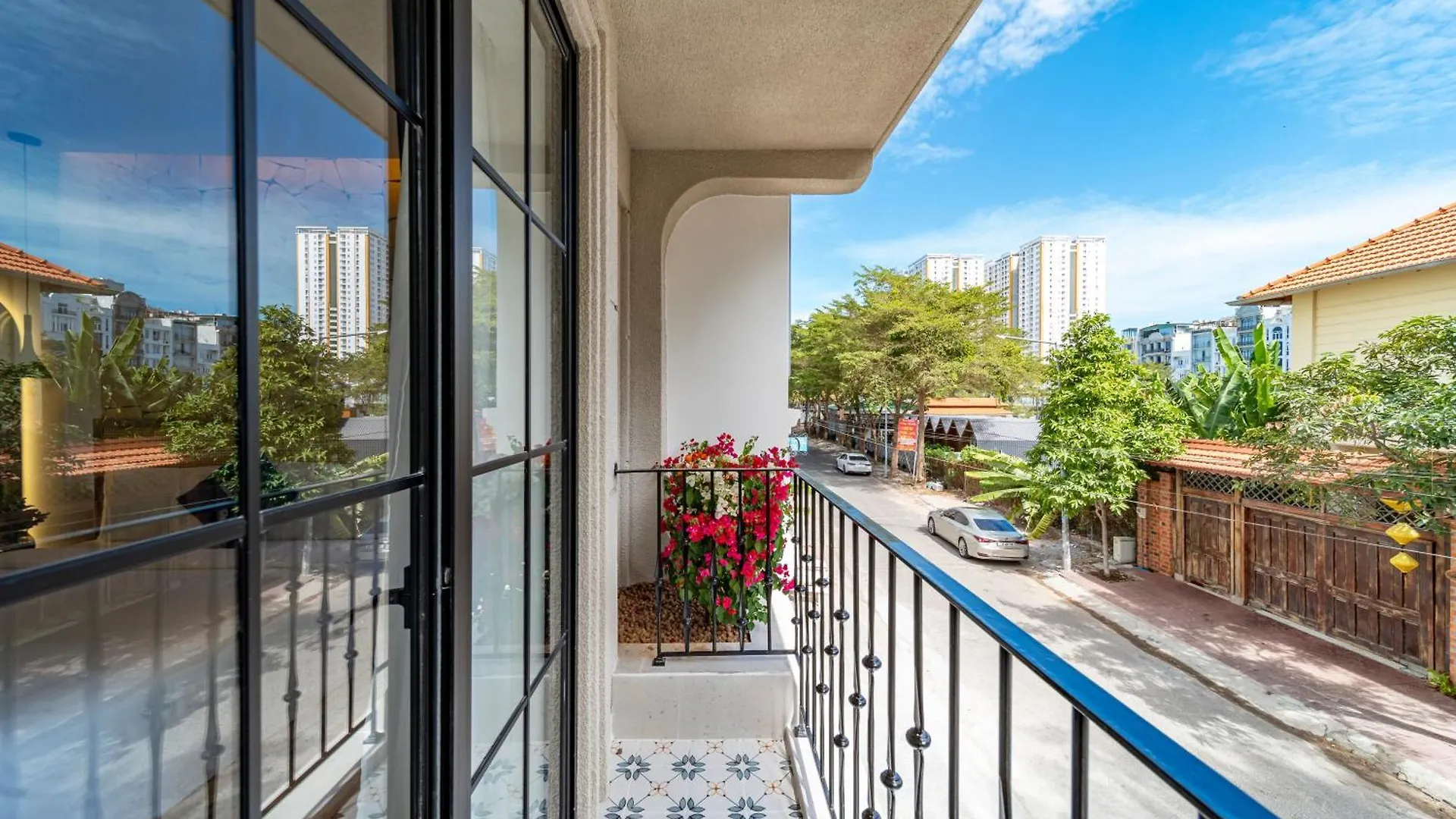 ****  V Boutique Hotel - Complimentary Refreshments Vung Tau Vietnam